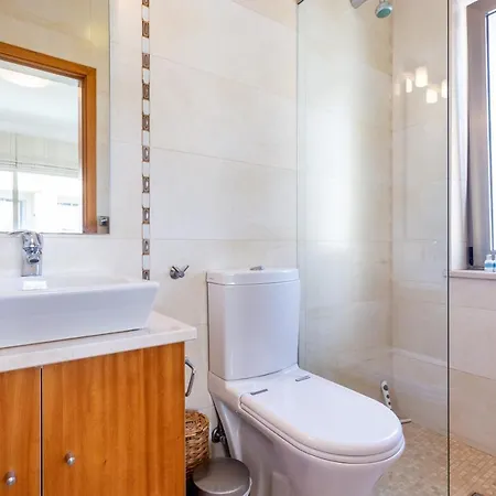 Vila Coolhouses Burgau, Casa Da Adrica, 4 Bed Contemporary & Pool *