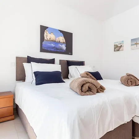 Vila Coolhouses Burgau, Casa Da Adrica, 4 Bed Contemporary & Pool *