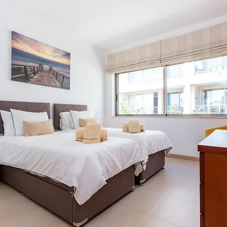 Coolhouses Burgau, Casa Da Adrica, 4 Bed Contemporary & Pool *