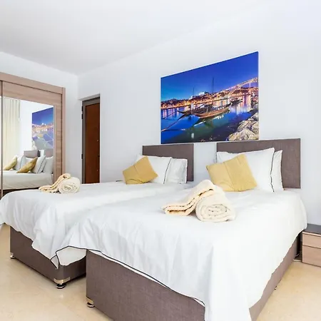 Coolhouses Burgau, Casa Da Adrica, 4 Bed Contemporary & Pool *