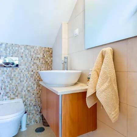 Coolhouses Burgau, Casa Da Adrica, 4 Bed Contemporary & Pool * 부르가우