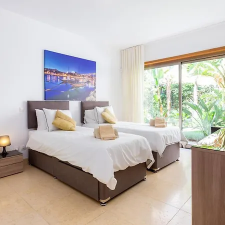 Coolhouses Burgau, Casa Da Adrica, 4 Bed Contemporary & Pool 빌라